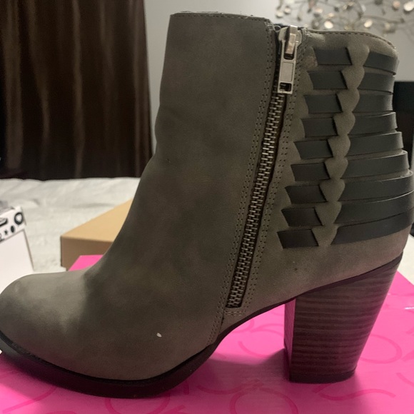 Womens Booties Size 9 - Picture 4 of 5